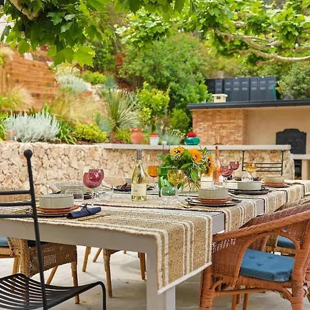 Villa Le Maquis - Iconique & Secrete Dans Les Collines De Cassis, Jusqu'a 12 Pers *