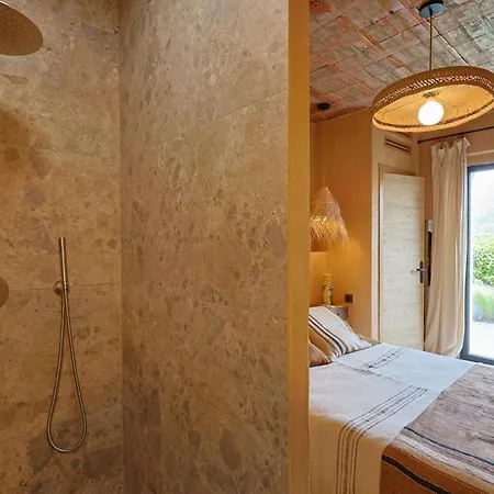 Villa Le Maquis - Luxe Confidentiel&secret Dans Les Collines De Cassis, Jusqu'à 12 Pers Cassis